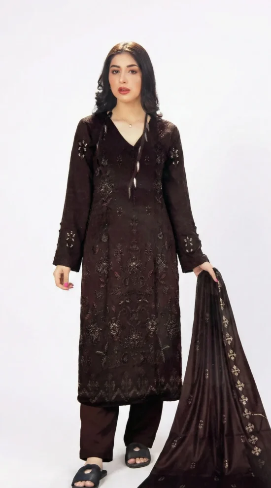 Charming 3 Piece Dhanak Khaddar Unstitched Suit with Elegant Embroidered Accents